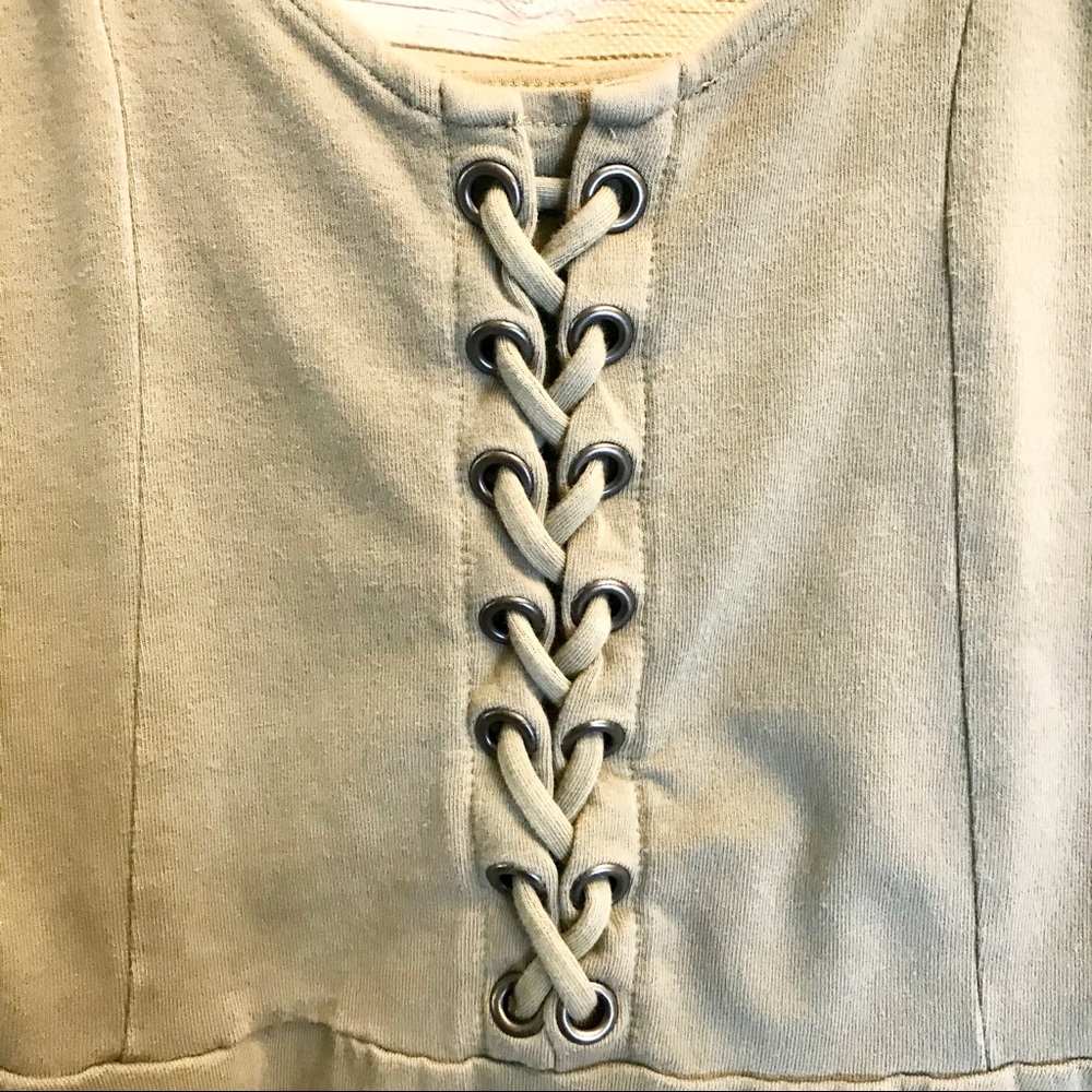 American Eagle Olive Green Braided Crop Top - Picture 3 of 9